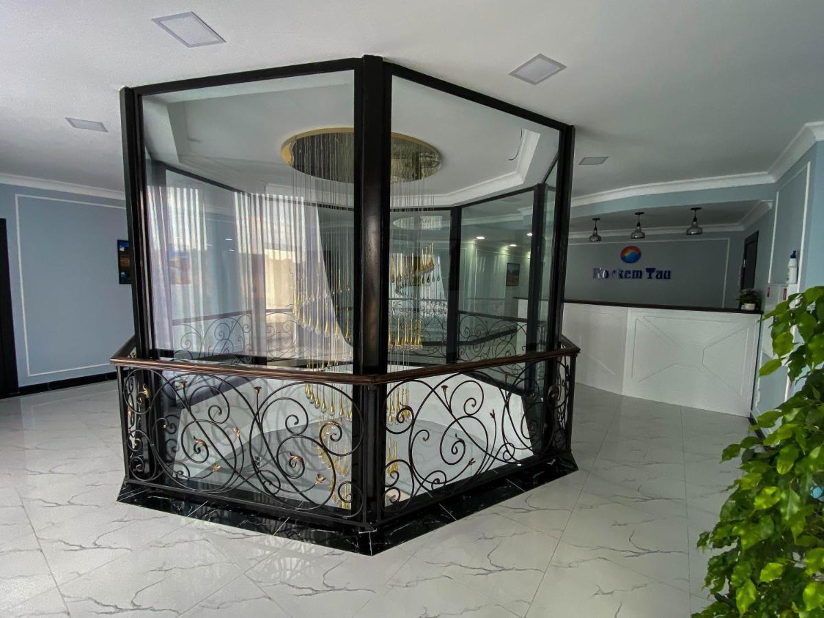 Hotel Korkem Tau Astana Exterior foto