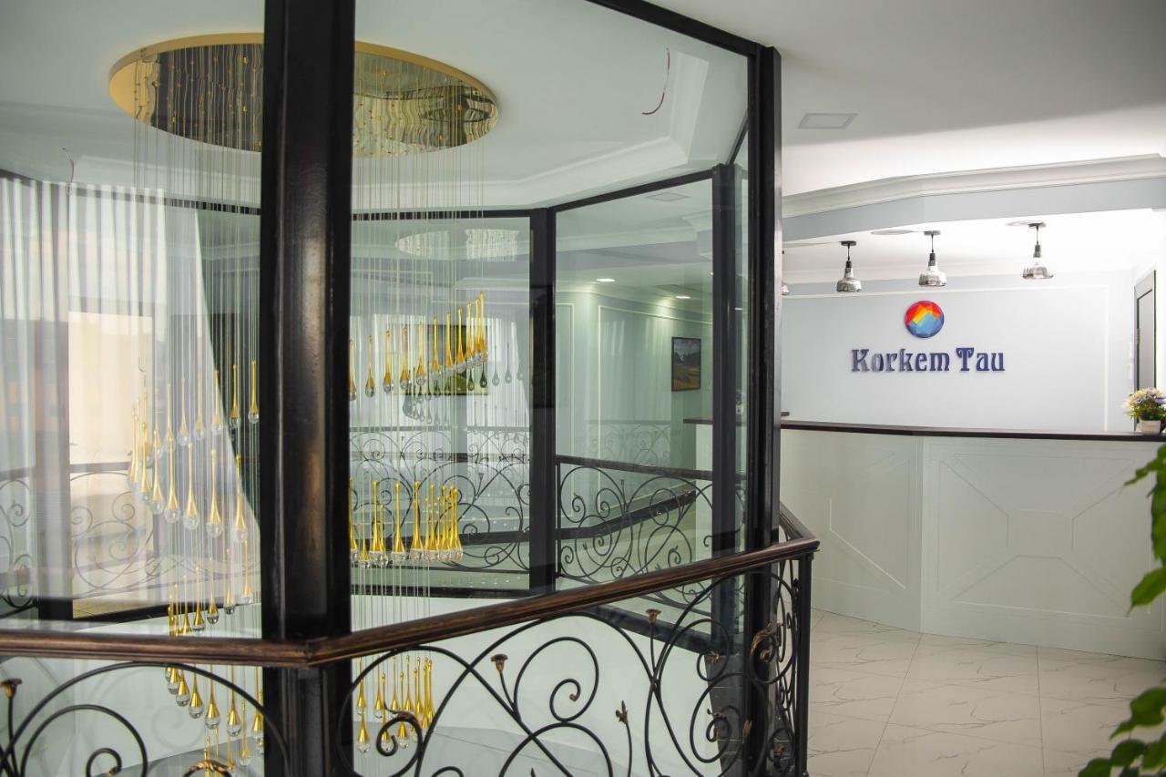 Hotel Korkem Tau Astana Exterior foto